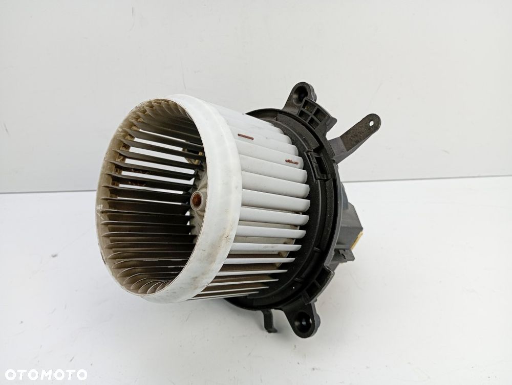 Wentylator Dmuchawa Nawiewu Fiat Scudo Jumpy Expert III Vivaro C Proace II 2016-2025r Denso - 2
