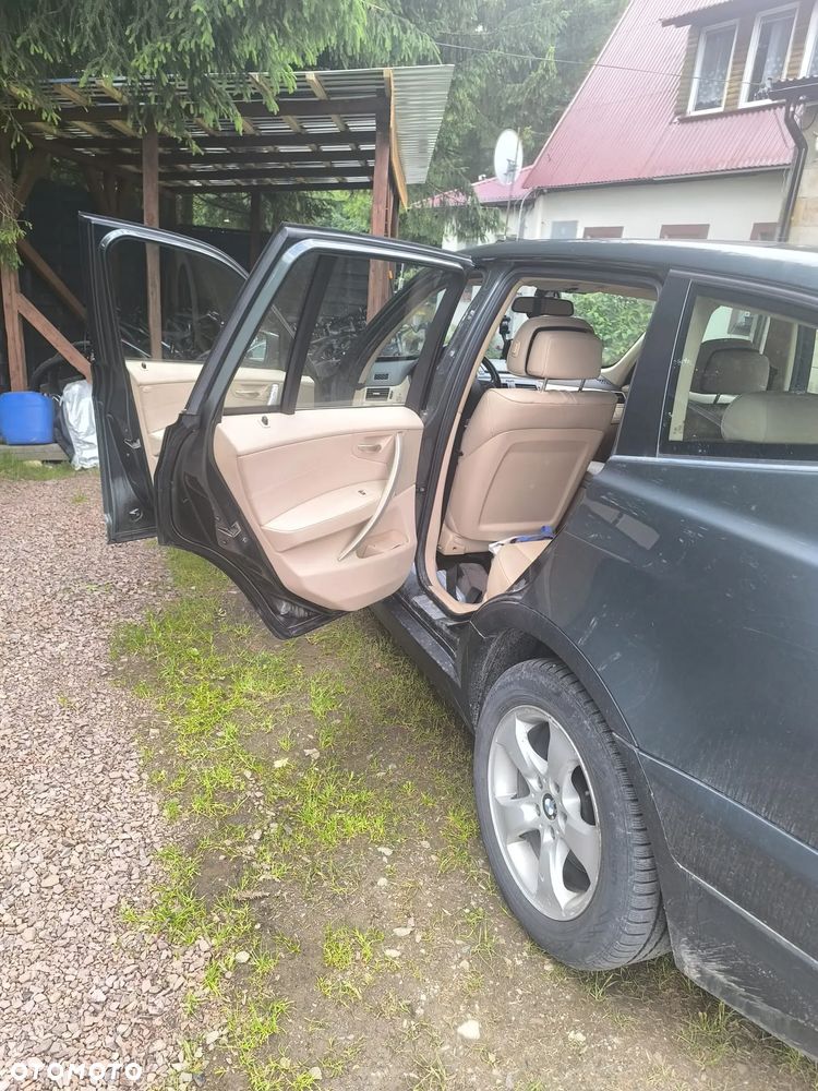 BMW X3 3.0si - 4