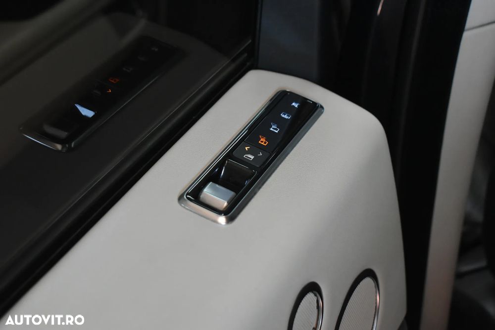 Land Rover Range Rover - 24