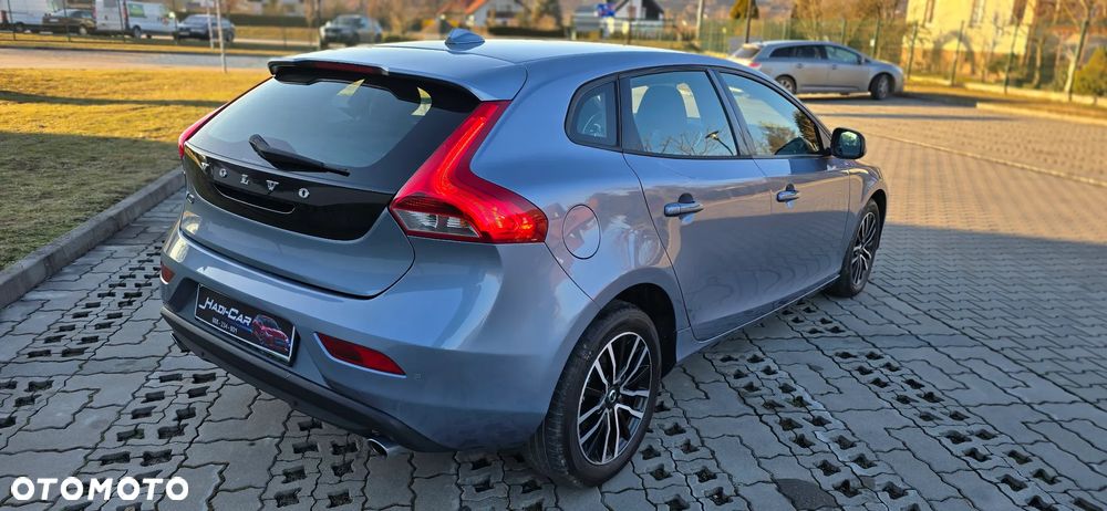Volvo V40 D2 Geartronic Momentum - 10