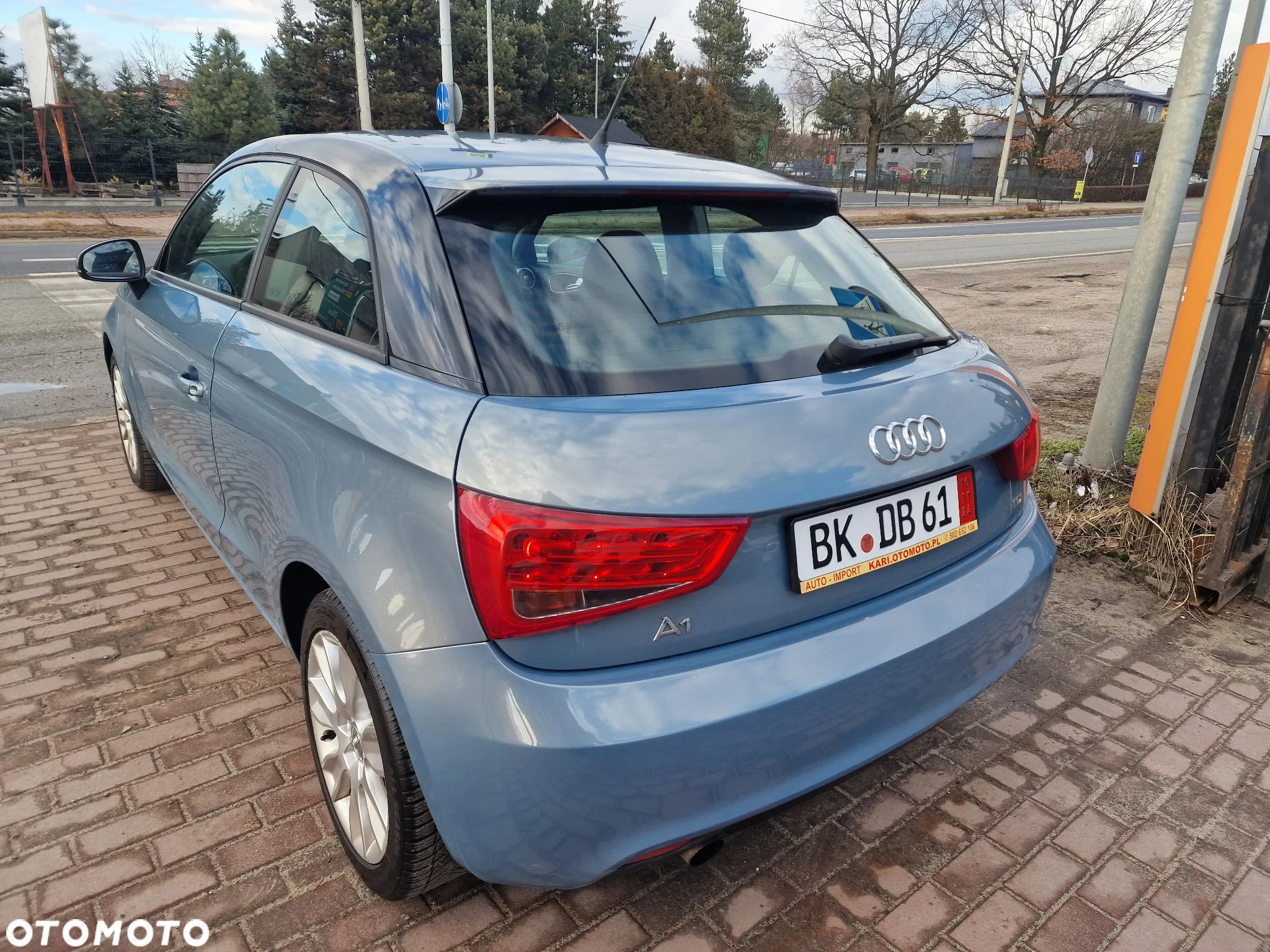 Audi A1 1.6 TDI Attraction - 8