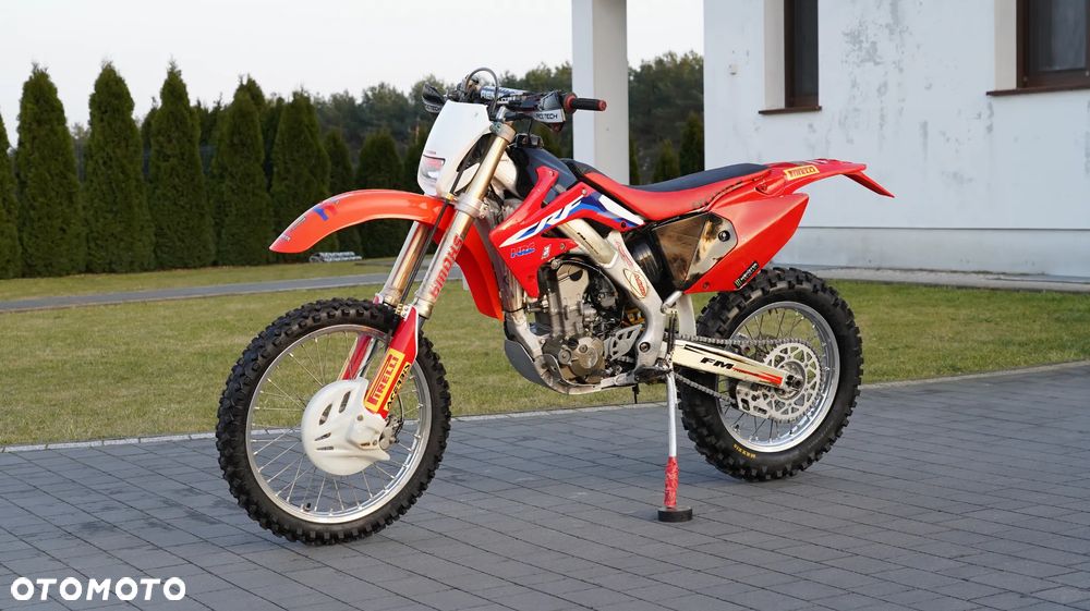 Honda CRF - 3