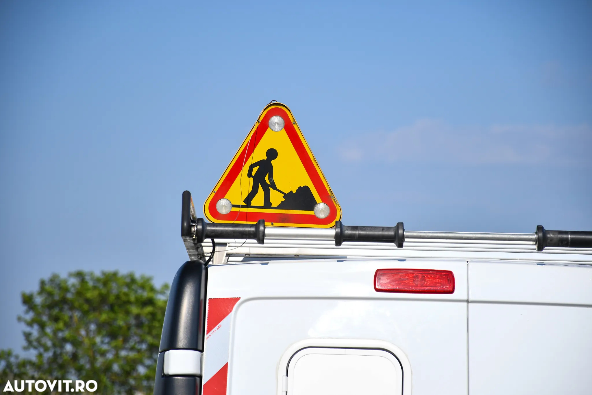 Renault TRAFIC - 10