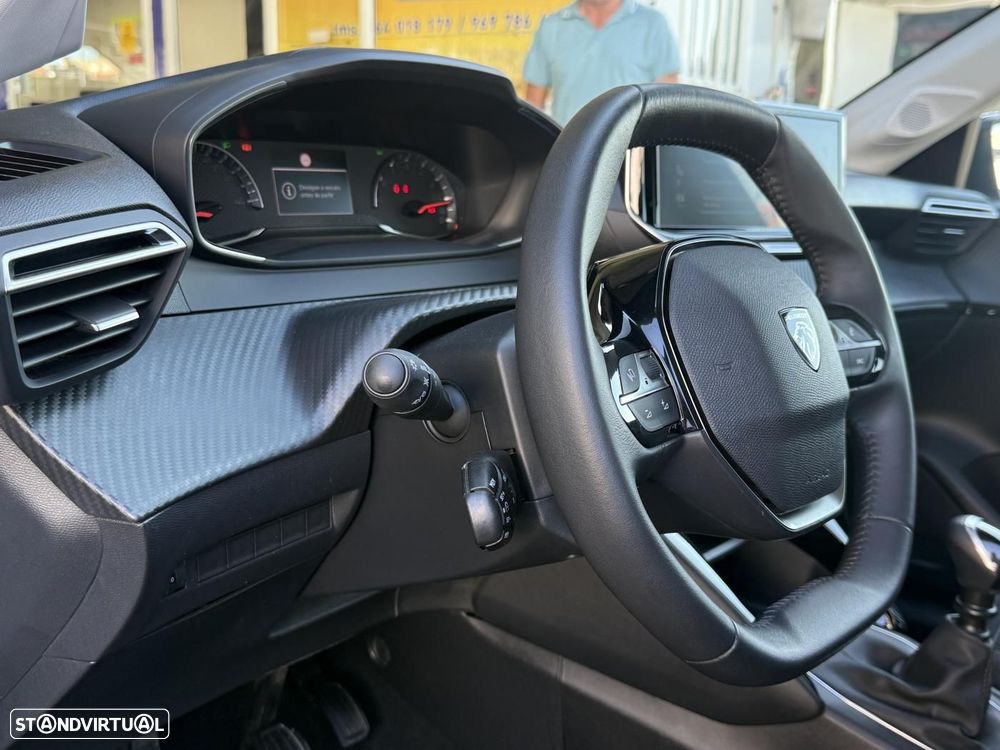 Peugeot 208 1.2 PureTech Active Pack - 25