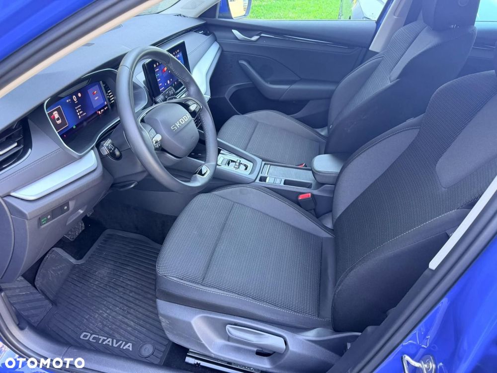 Skoda Octavia 2.0 TDI Selection DSG - 8
