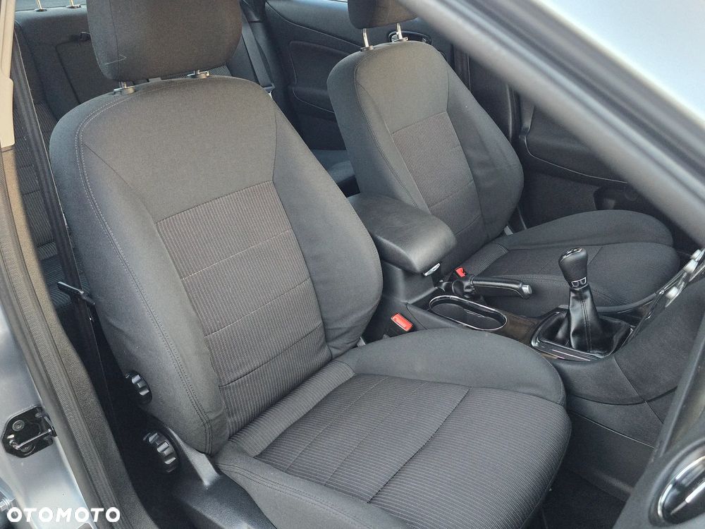 Ford Mondeo 2.0 Viva Titanium - 25