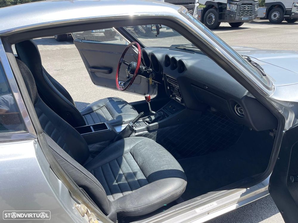 Datsun 240 Z - 8