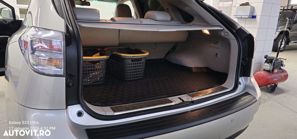 Lexus Seria RX - 26