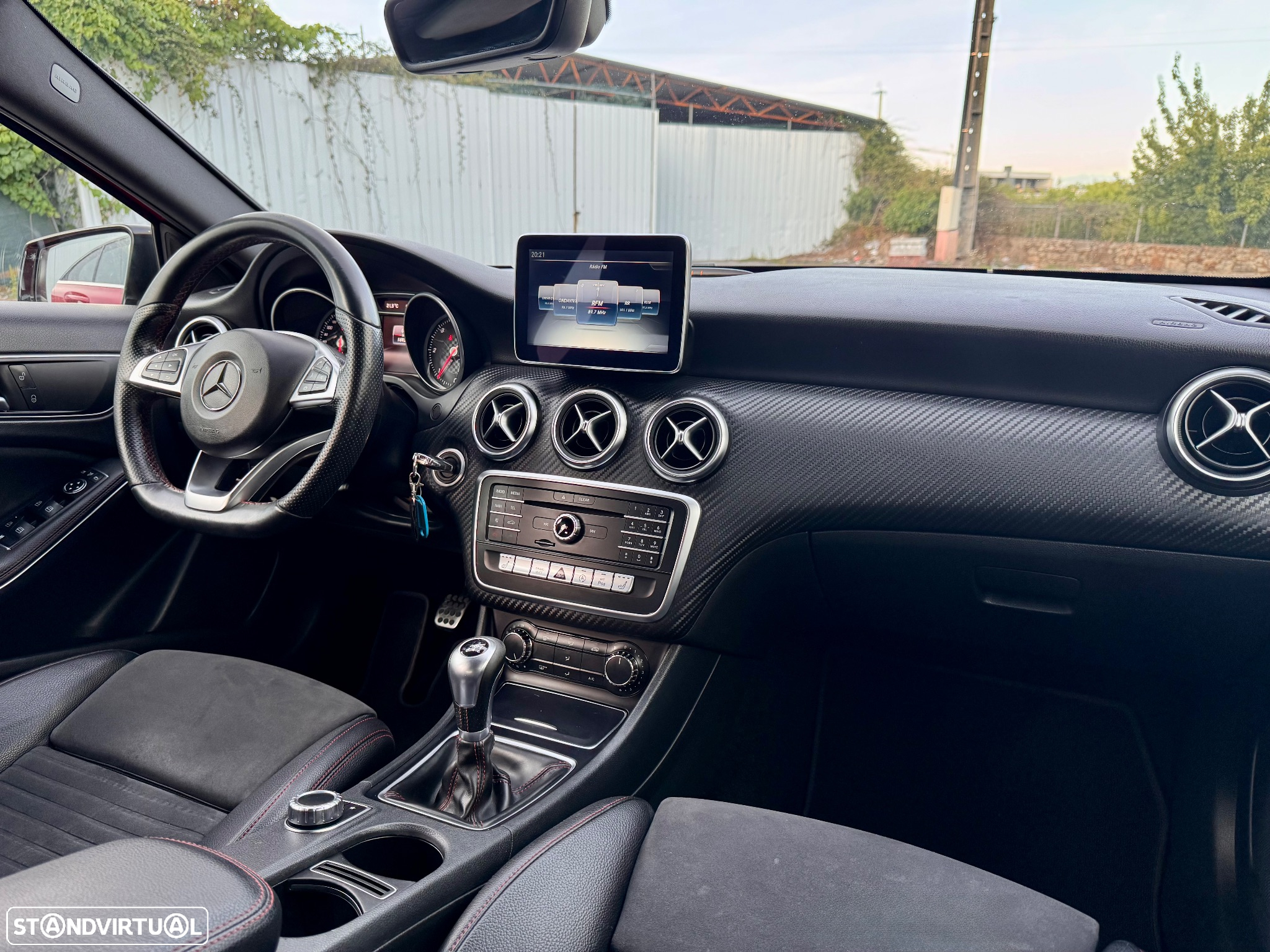 Mercedes-Benz A 200 d AMG Line - 19