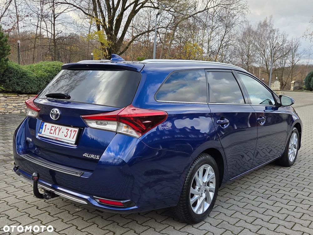 Toyota Auris 1.2 Turbo Executive - 9