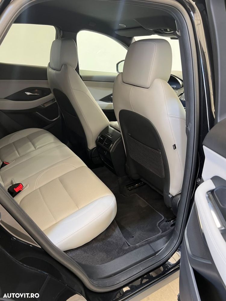 Jaguar E-Pace - 9