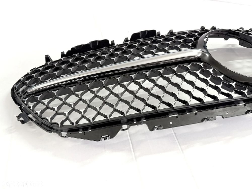 ATRAPA GRILL Mercedes W257 C257 CLS Lift - AMG - 11