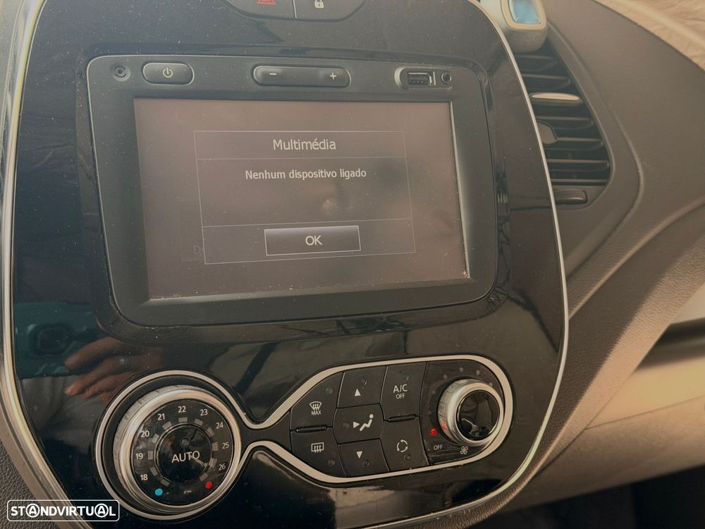 Renault Captur 1.2 TCe Exclusive - 27