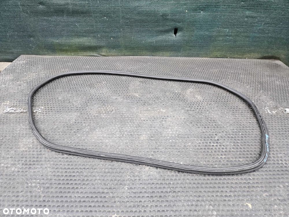 Uszczelka 7141890 Guma Pokrywy Klapy Bagaznika BMW 1 E87 E81 - 19