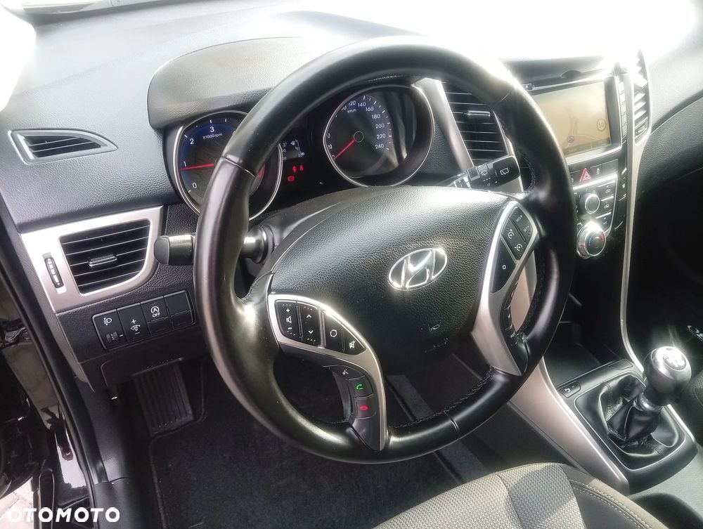 Hyundai i30 - 35