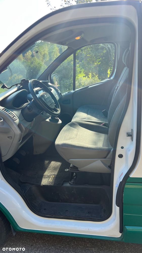 Renault Trafic - 8