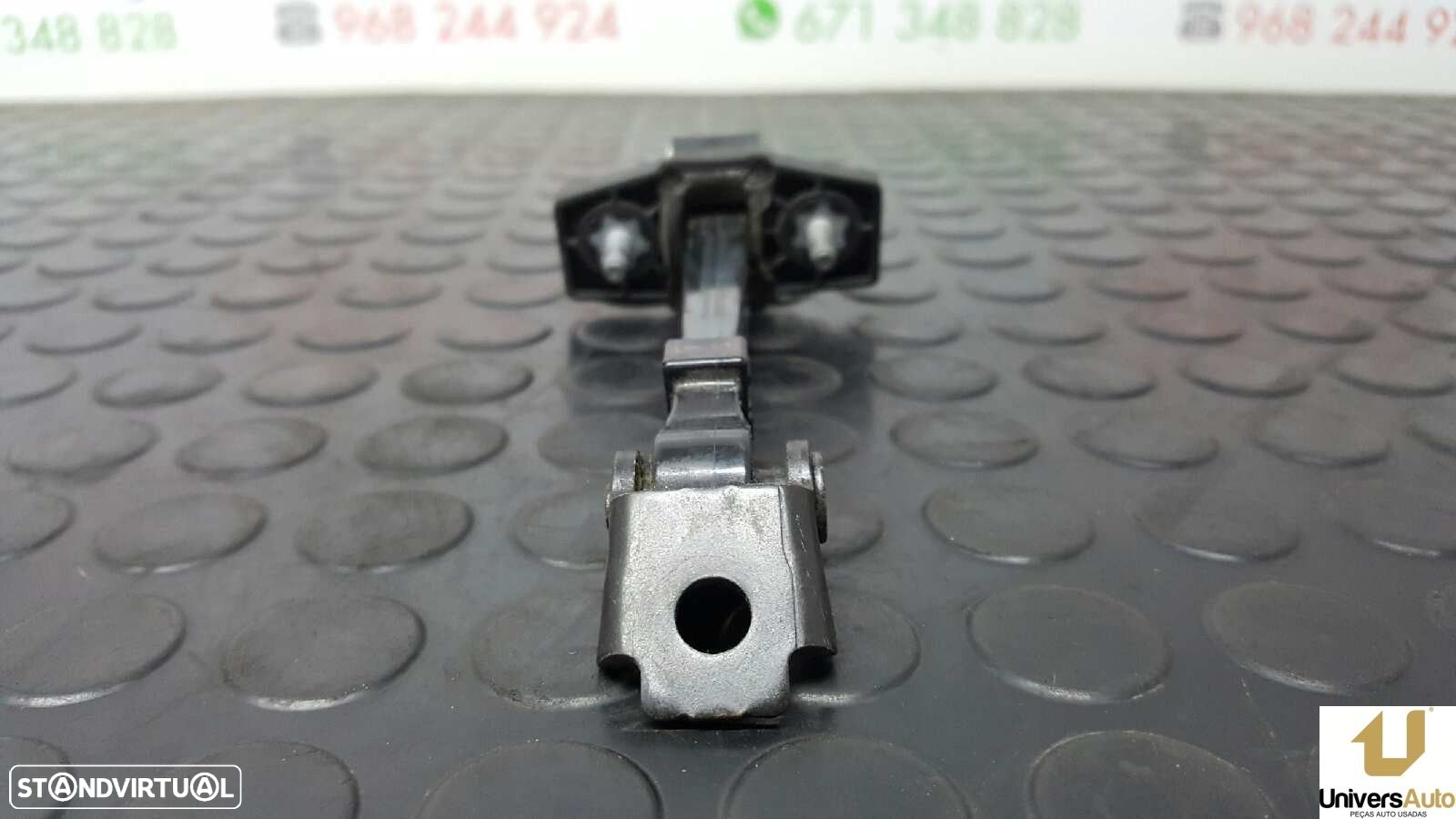 RETENTOR DA PORTA TRASEIRA ESQUERDA RENAULT CLIO IV EXPRESSION - 4