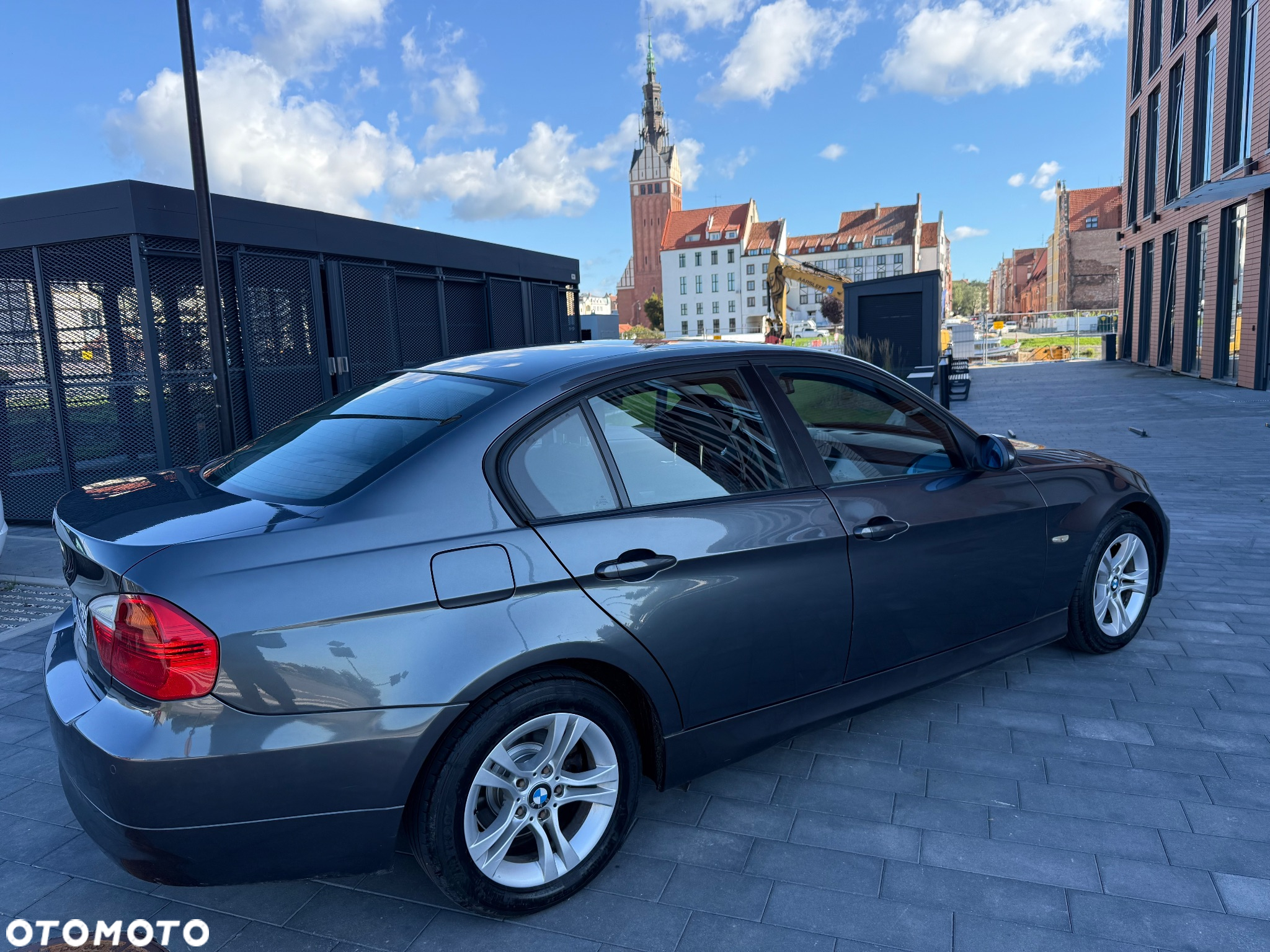 BMW Seria 3 318d - 16