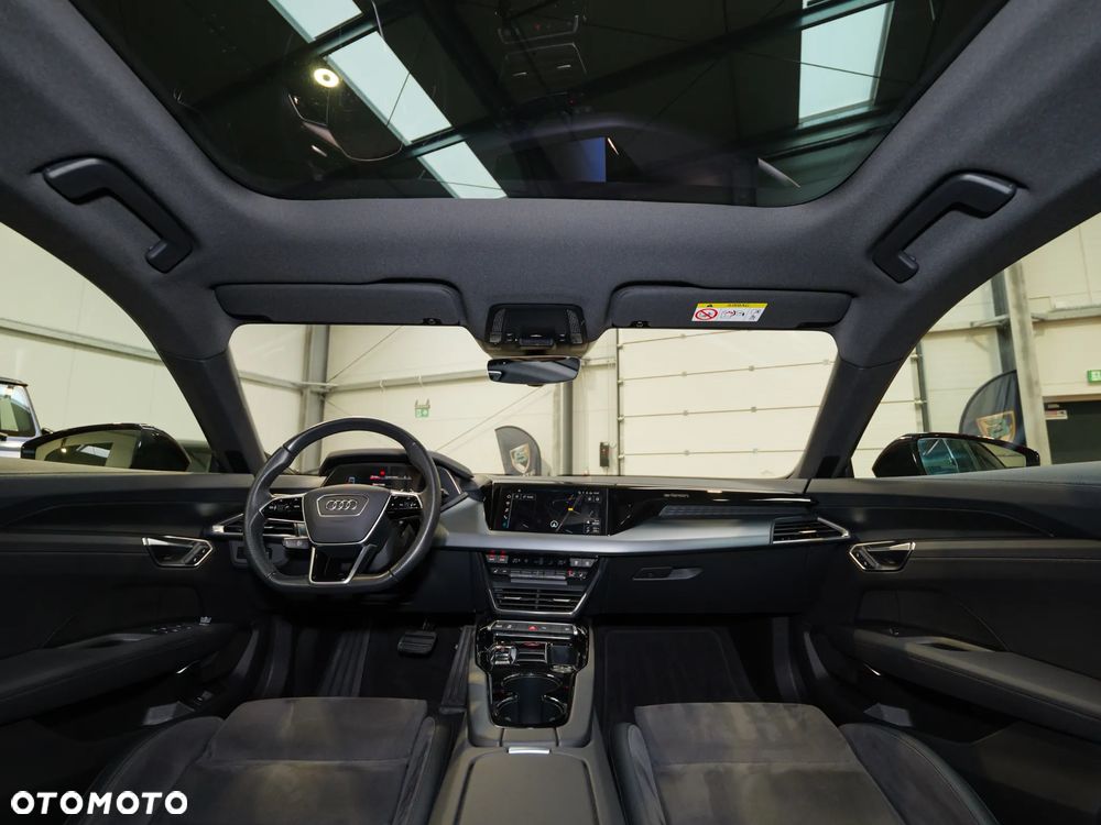 Audi e-tron GT - 15