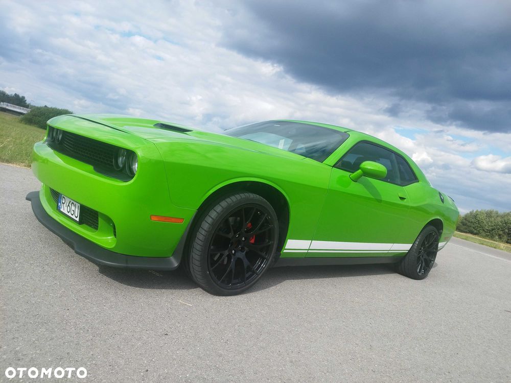 Dodge Challenger - 3