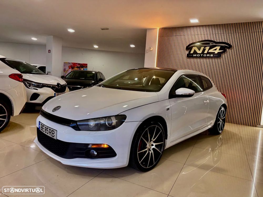 VW Scirocco 2.0 TDI R-Line - 2