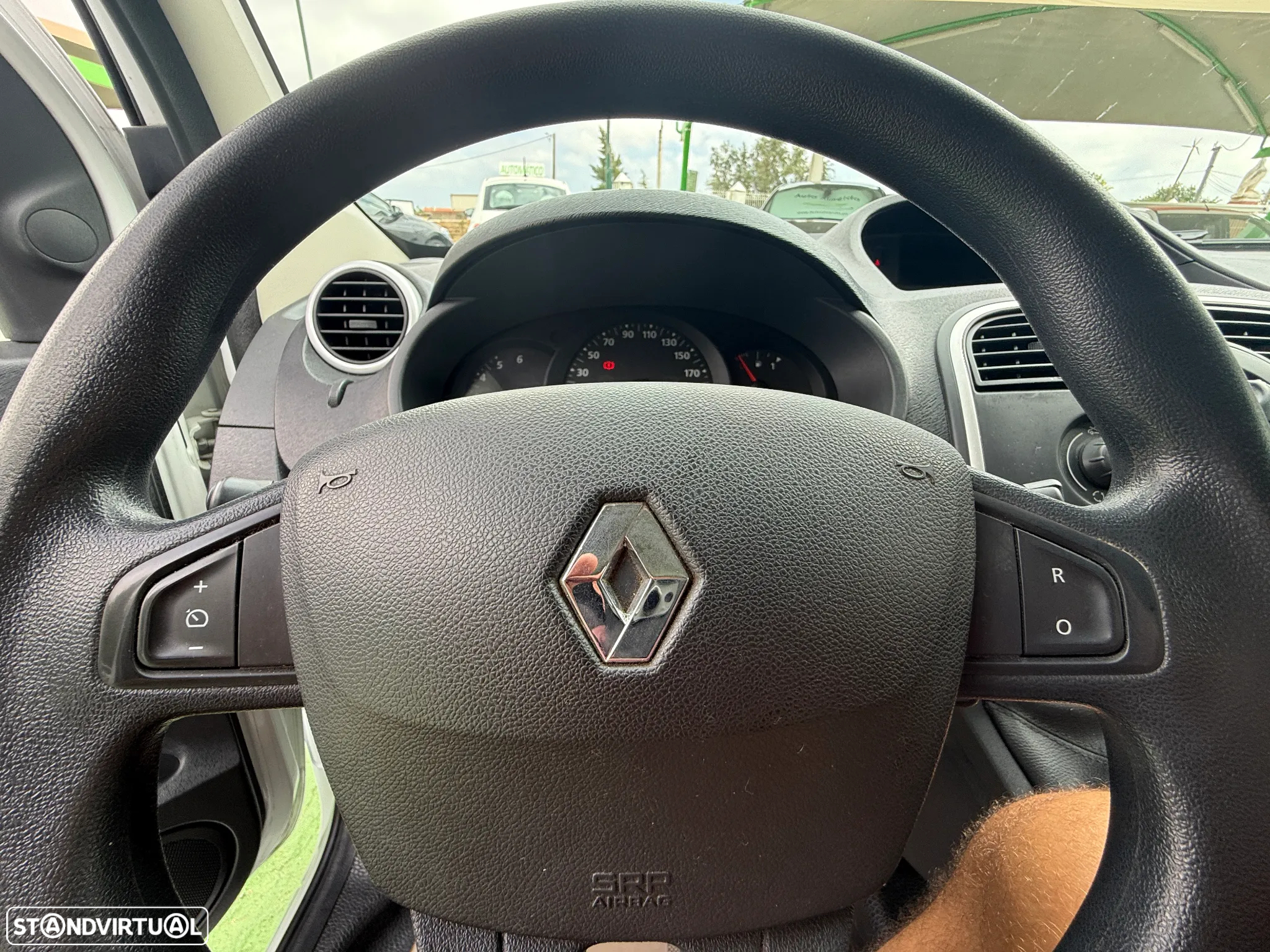 Renault KANGOO 3L - 31