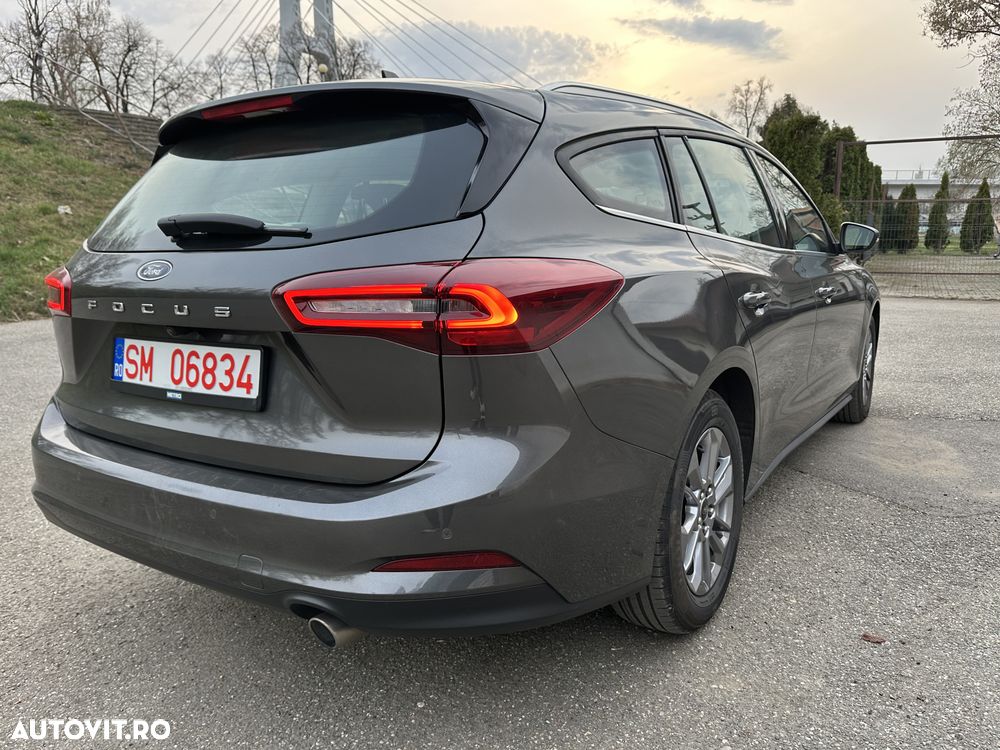 Ford Focus 1.5 EcoBlue 8AT Titanium - 6