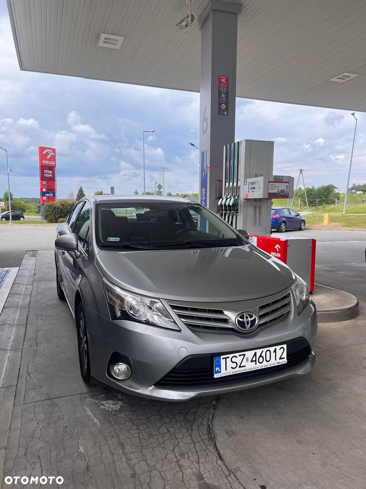 Toyota Avensis 2.0 D-4D Premium - 1