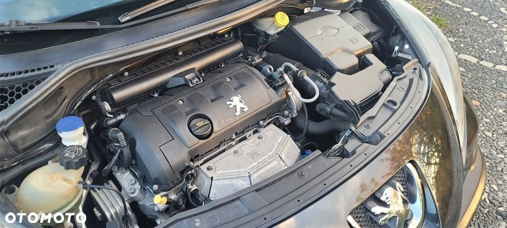 Peugeot 207 120 Premium - 28