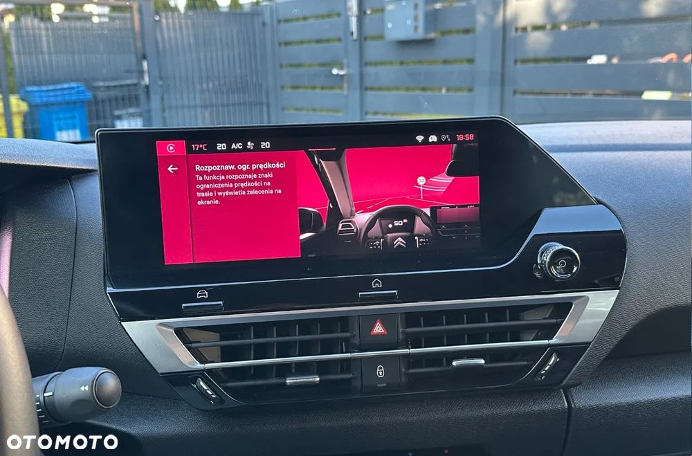 Citroën C4 BlueHDi 130 Stop&Start EAT8 SHINE - 24