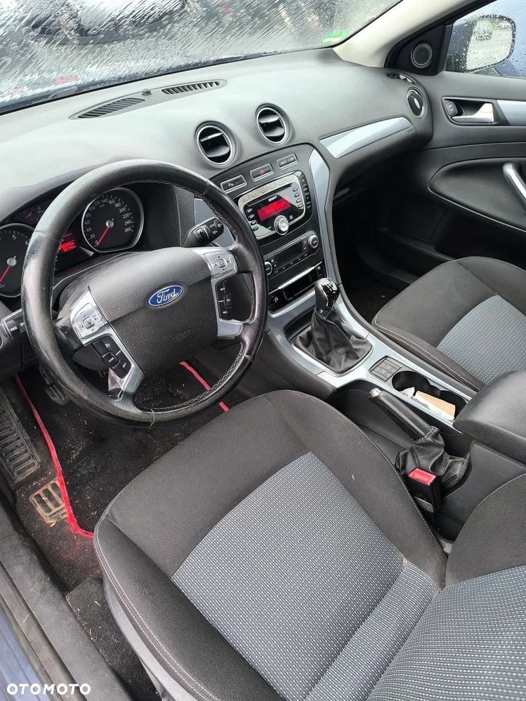 Ford Mondeo 1.6 Silver X - 8