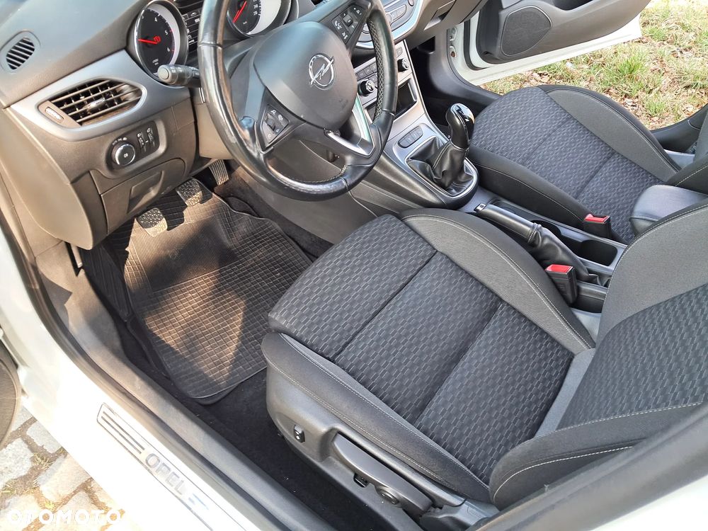 Opel Astra 1.5 D Start/Stop 120 Jahre - 14