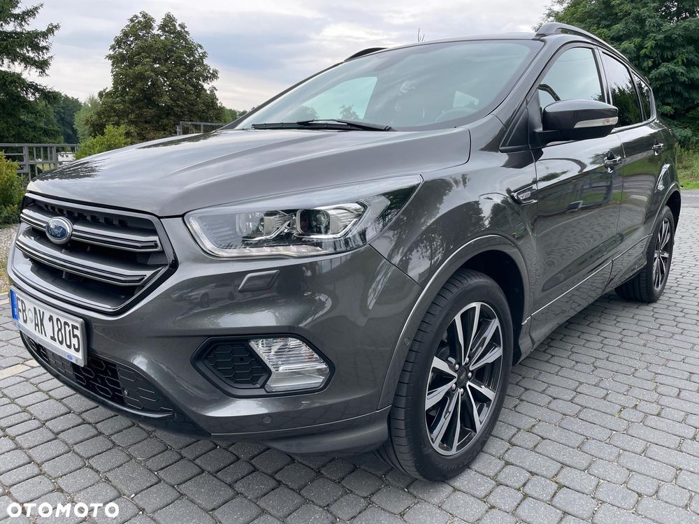 Ford Kuga 1.5 EcoBoost 2x4 ST-Line