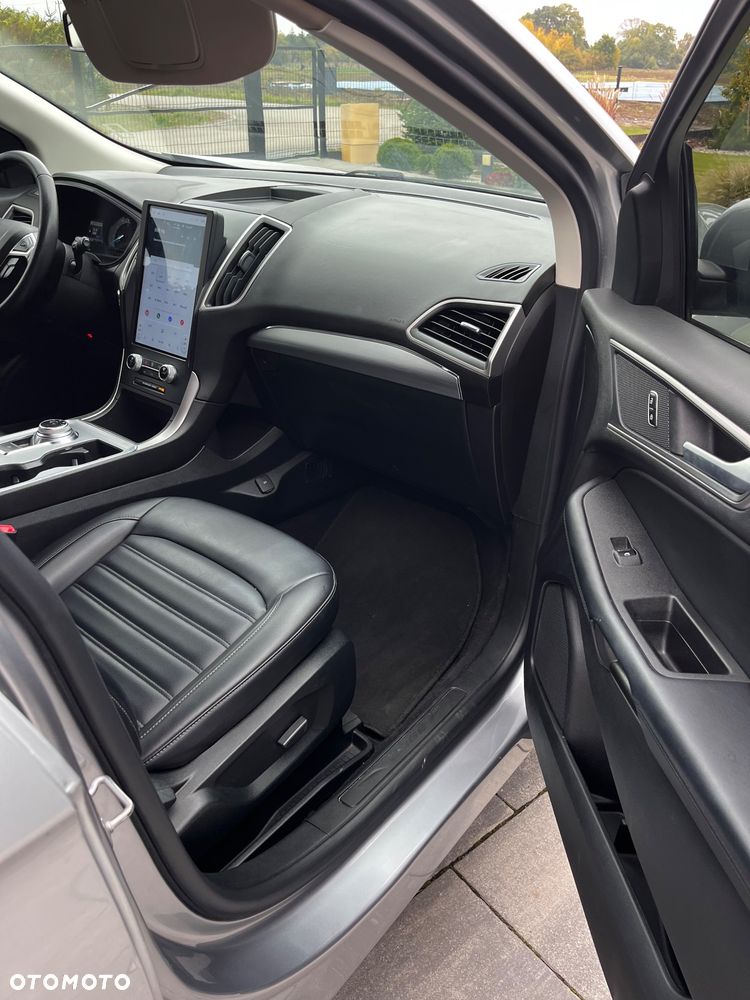 Ford Edge - 12