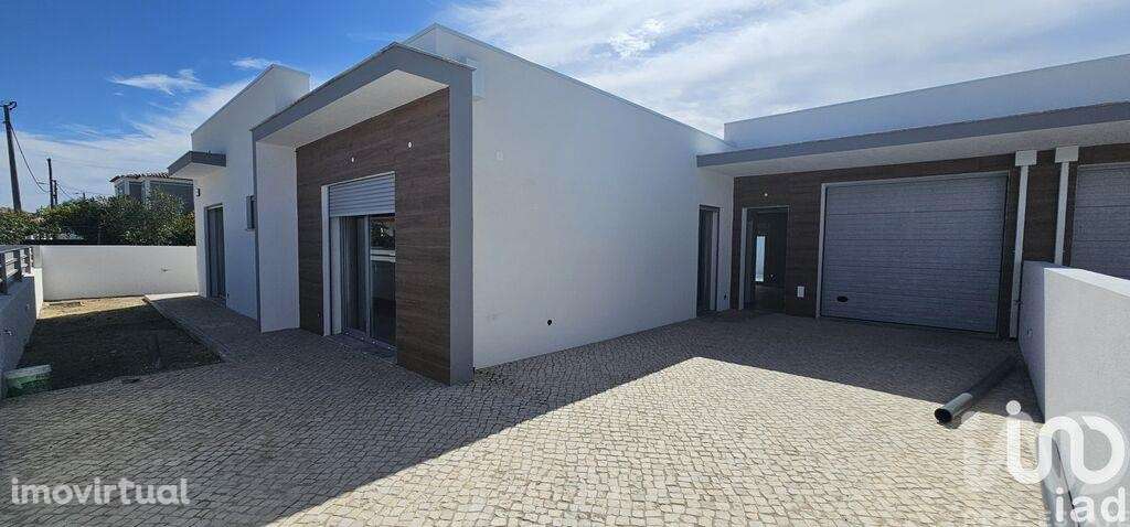 Moradia geminada T4 em Azeitão - Grande imagem: 3/35