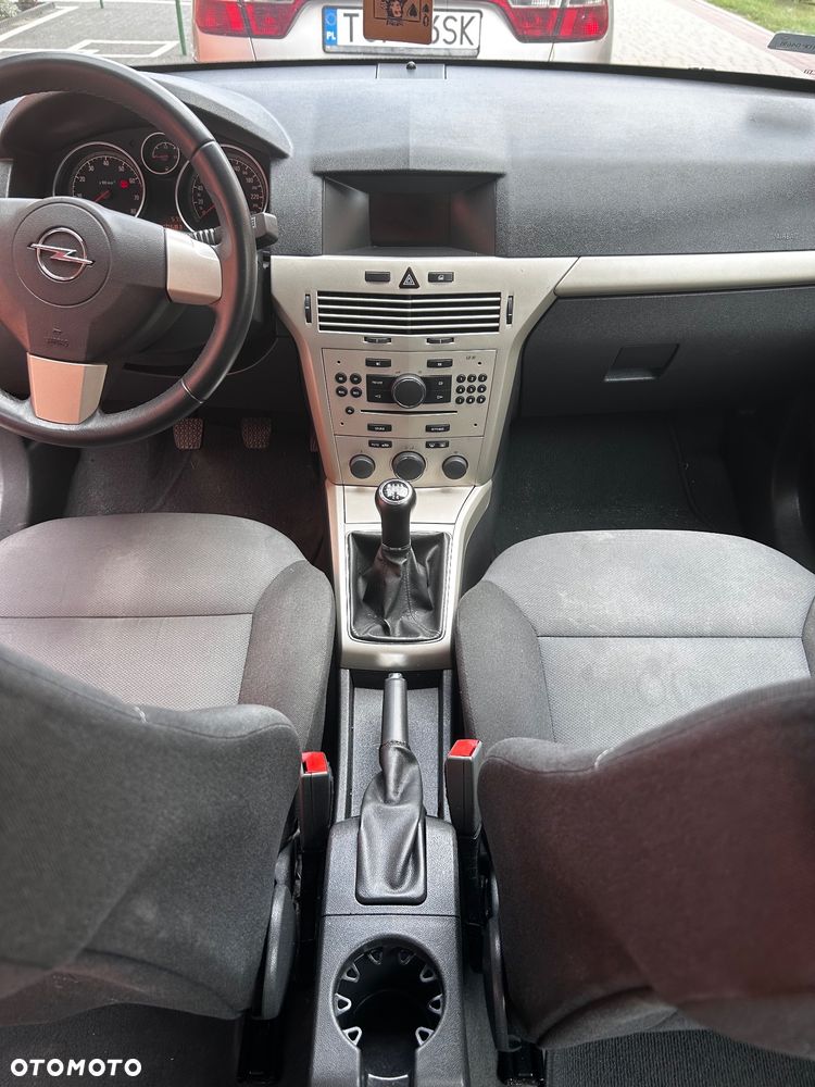 Opel Astra 1.6 - 8