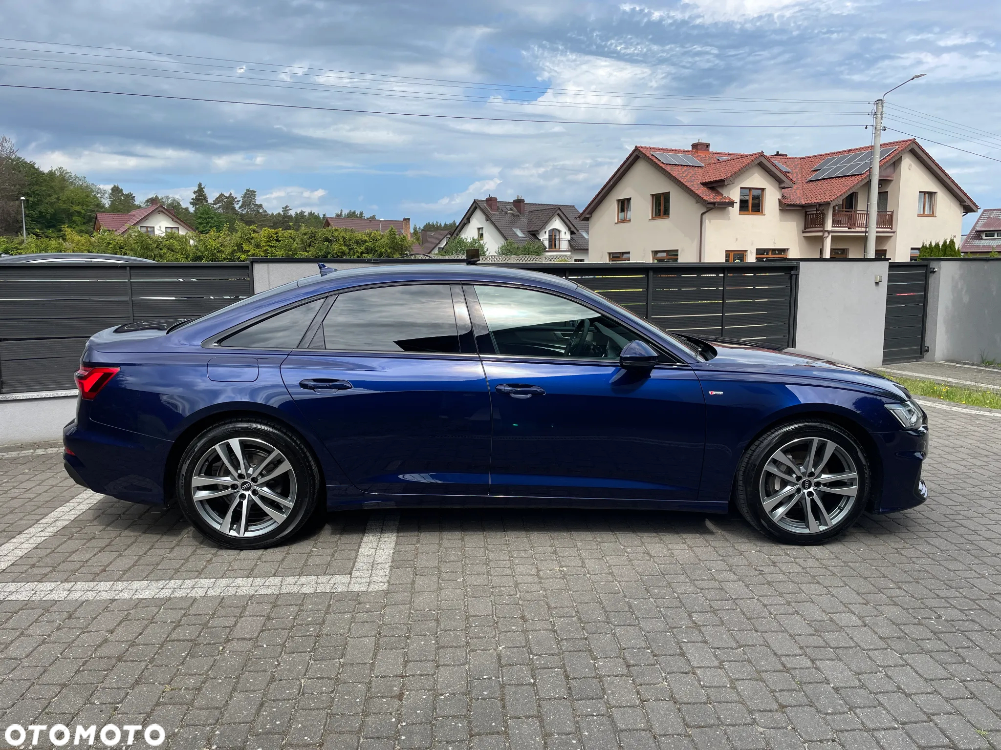 Audi A6 - 4
