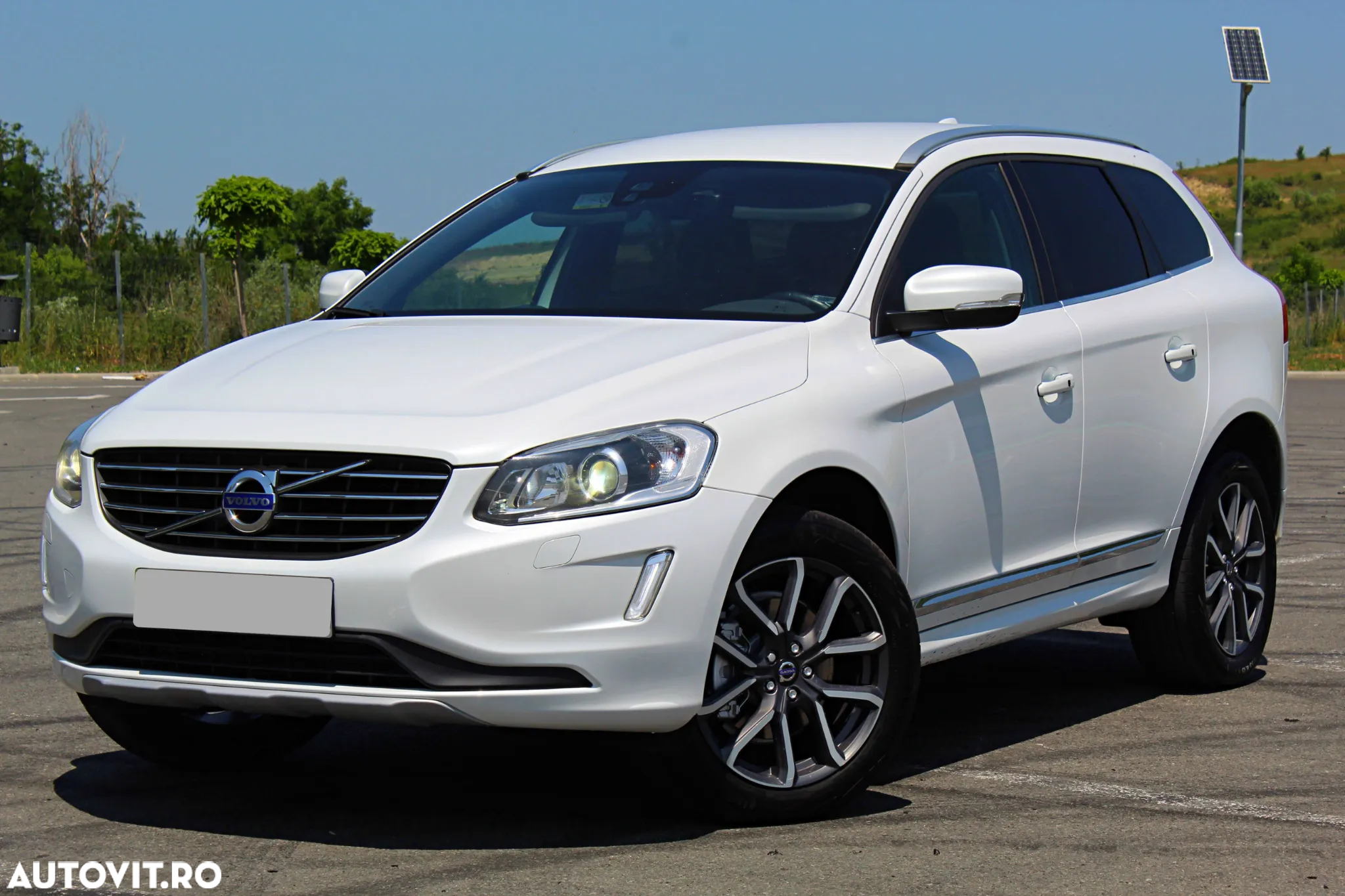 Volvo XC 60 D4 Geartronic Summum - 4