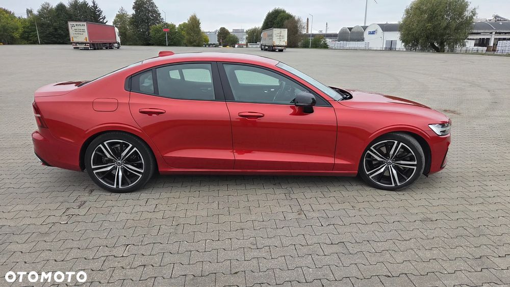 Volvo S60 T5 AWD R-Design - 5