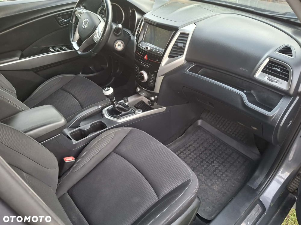 SsangYong/KGM Tivoli e-XDi 160 2WD Quartz - 6