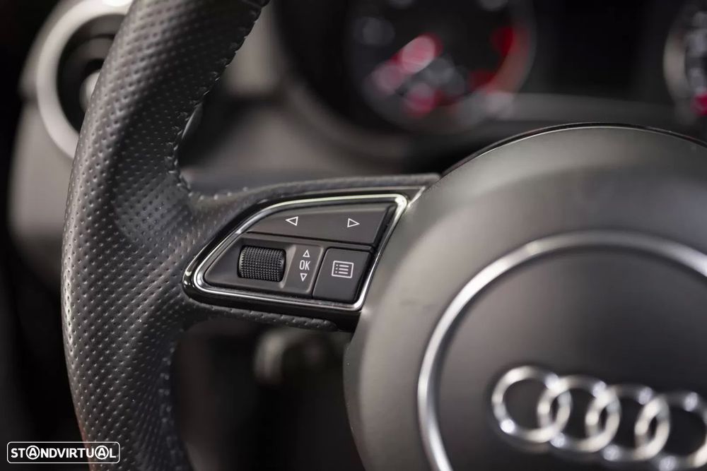 Audi A1 1.6 TDI S-line - 14