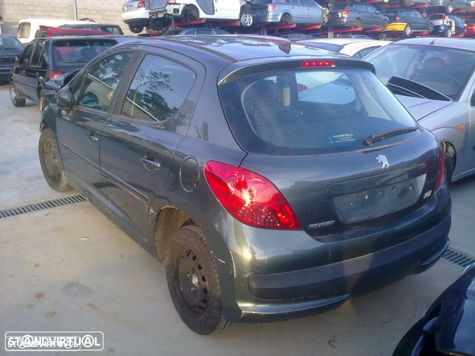 Traseira / Frente /Interior Peugeot 207 2008 - 1