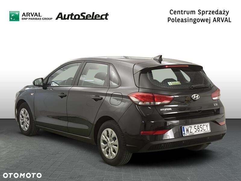 Hyundai i30 1.5 DPI Classic + - 4