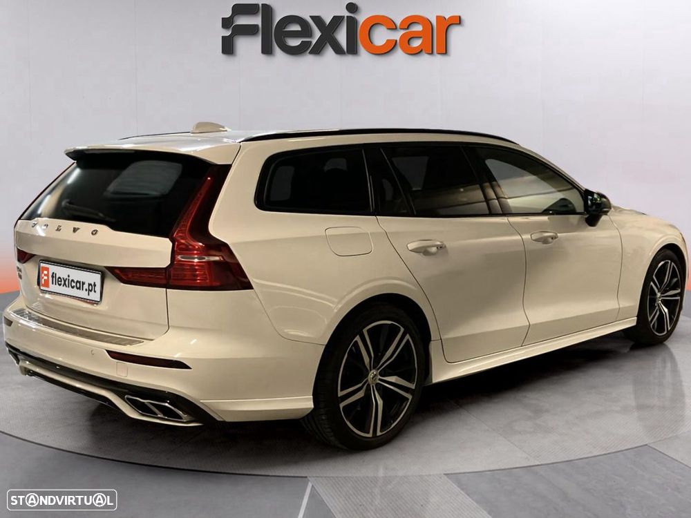 Volvo V60 2.0 T8 AWD TE R-Design - 4
