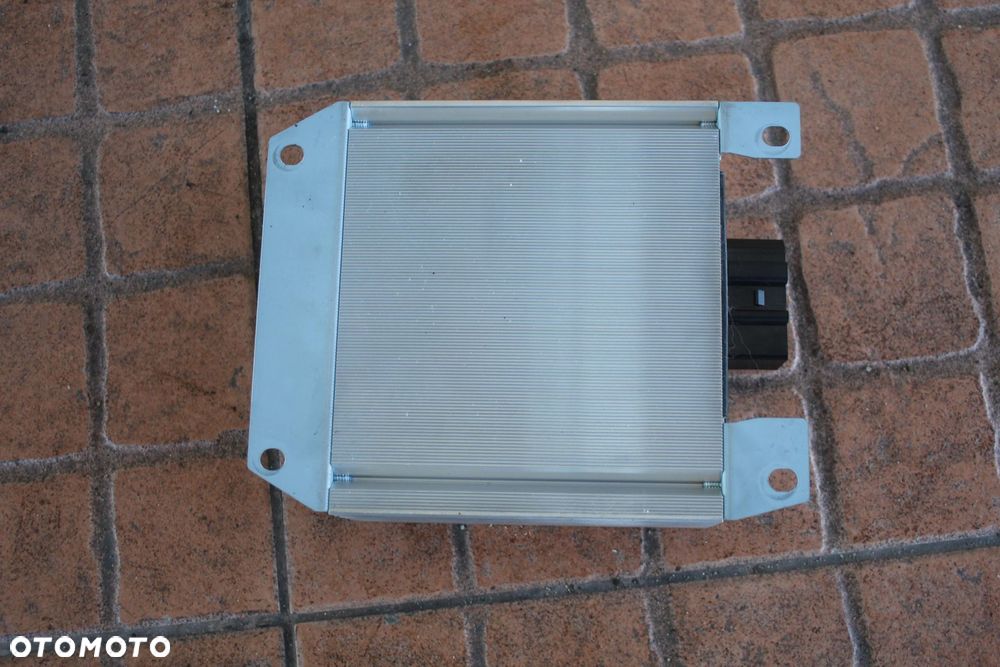 WZMACNIACZ AUDI A4 B6 8E9035223 - 3