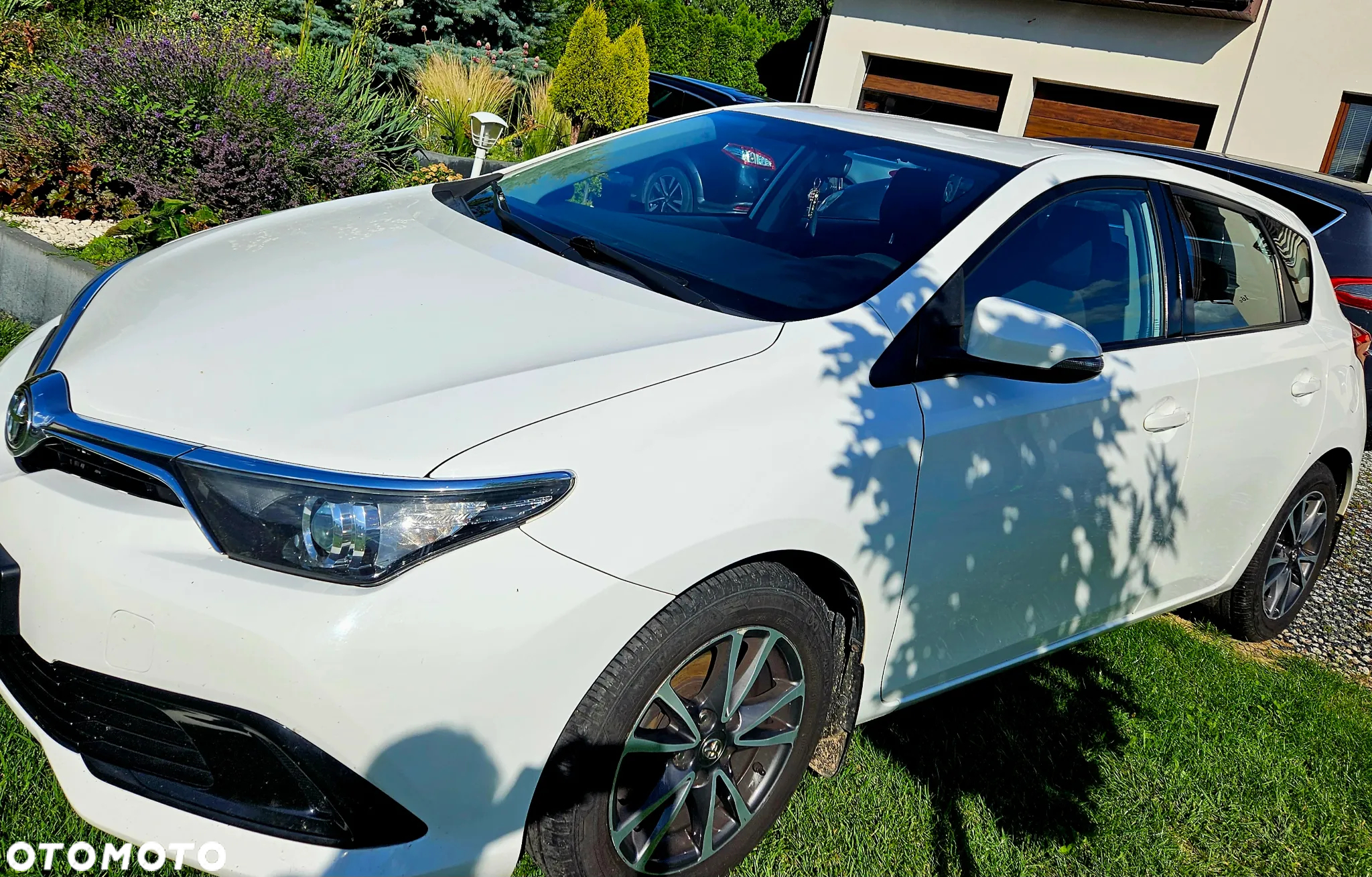 Toyota Auris 1.33 VVT-i Comfort - 14