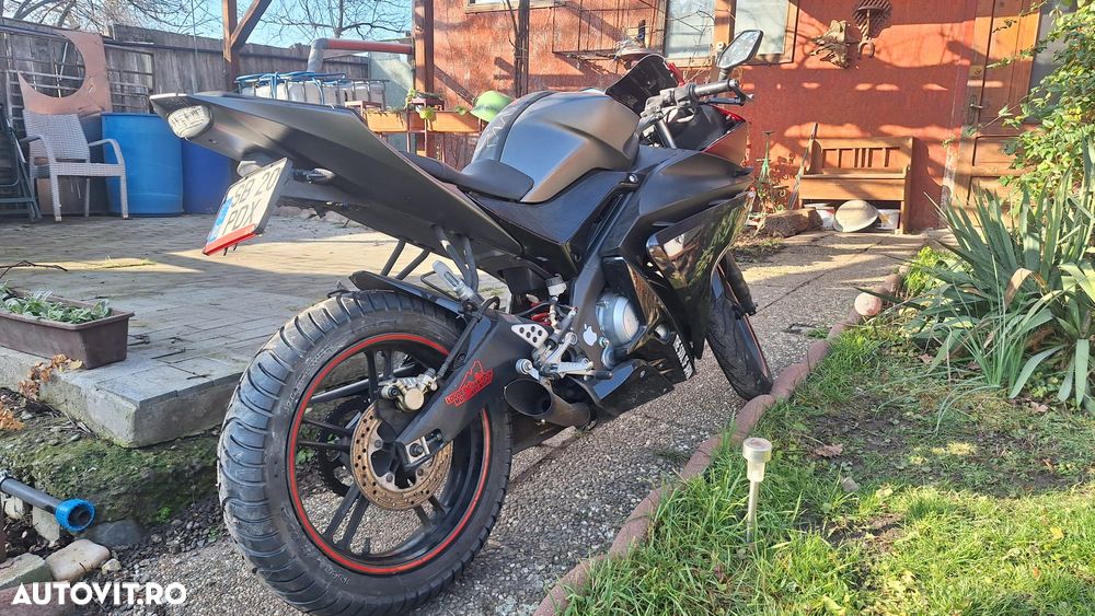 Yamaha YZF-R 125 - 10