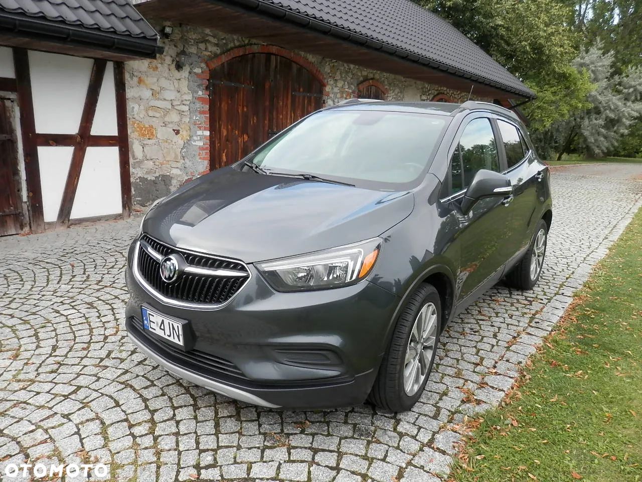Buick Encore - 1