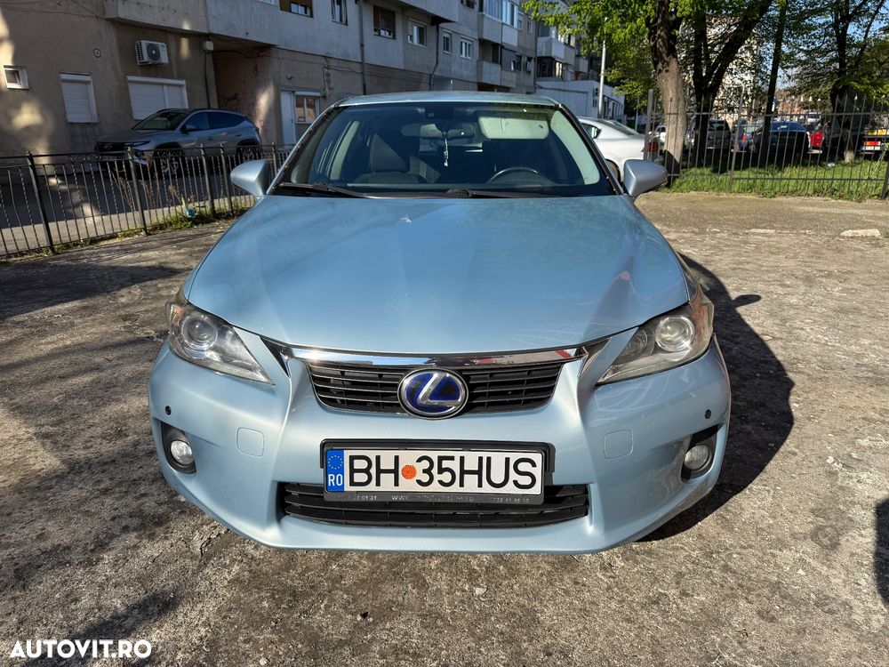 Lexus CT 200h Aut. F Sport - 3