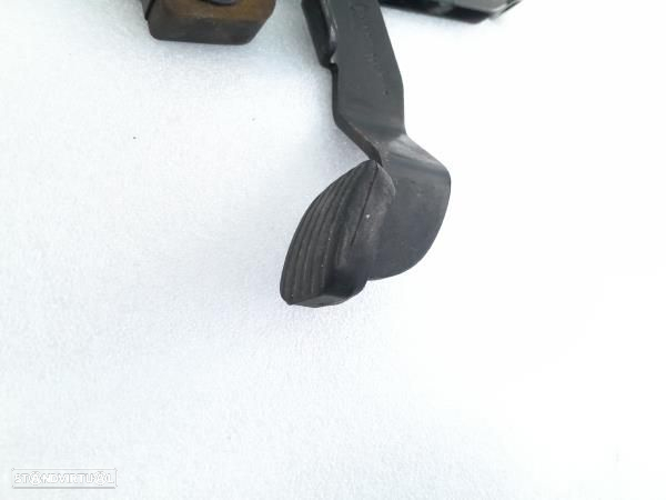 Pedal / Pedais (Embraiagem / Travao) Mercedes-Benz Vito / Mixto Caixa - 4